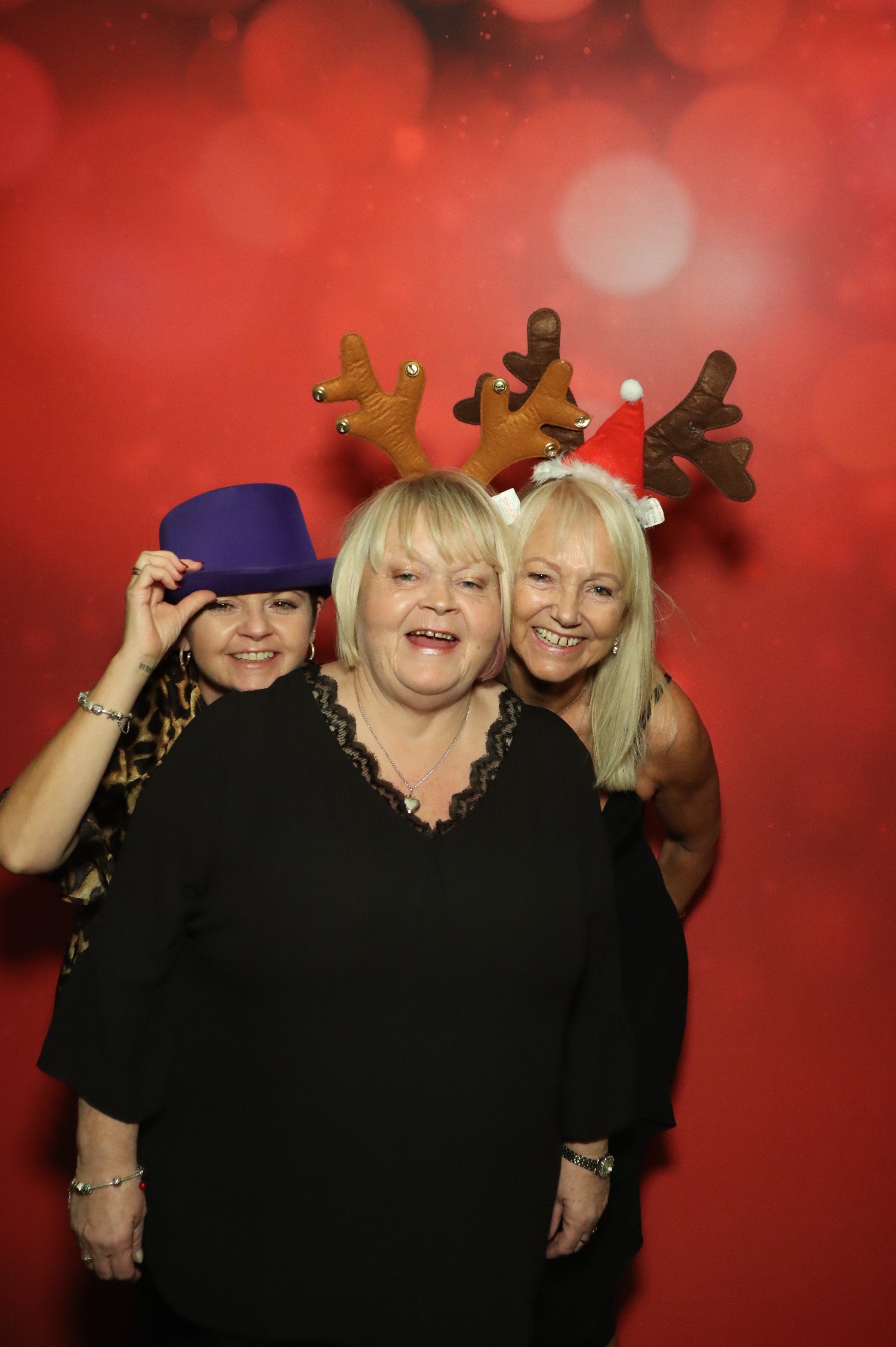 IXYS Christmas Party 2018 | View more photos from the event at gallery.myphotoboothexperience.co.uk/u/MyPhotoBoothExperienceLtd/IXYS-Christmas-Party-2018